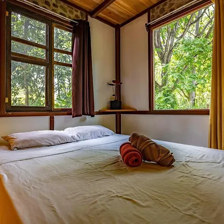 Uvita River Guesthouse Exterior photo