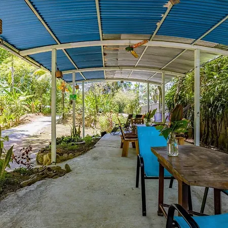 Uvita River Guesthouse Exterior photo